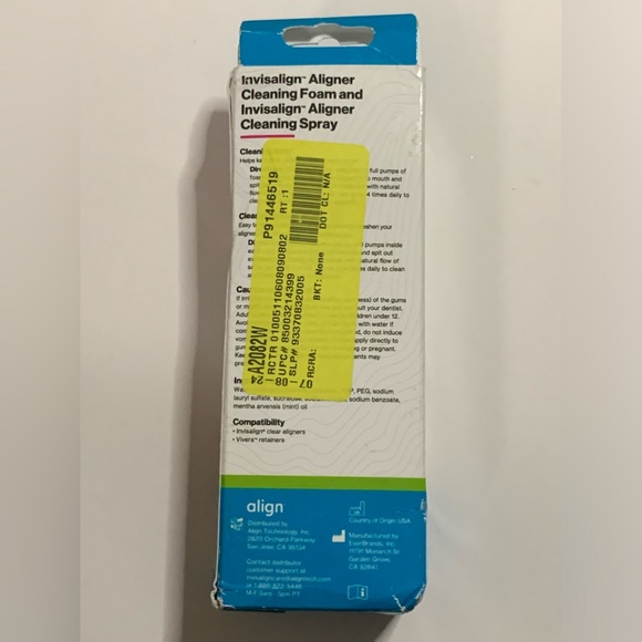 Invisalign Essentials Kit - Picture 2 of 2